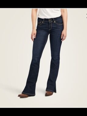 Ariat 32S Perfect Rise Arrow Danna Boot Cut Jeans